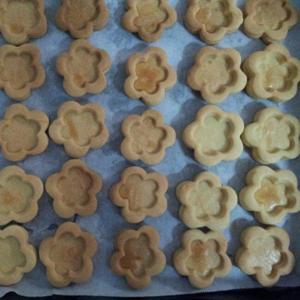 菠萝果酱饼干(圆猪猪)的做法步骤 第6步