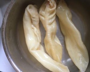 清润椰子花胶鸡汤的做法步骤 第1步