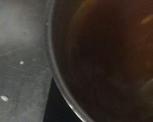 焦糖布丁蛋糕的焦糖，后面晚点再公布😅😅的做法步骤 第4步