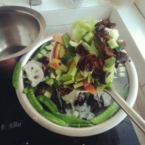 快手素什锦—来自特级厨师仅需食材和一根葱的美食的做法步骤 第34步