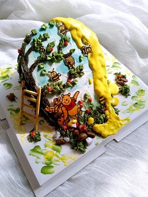 小熊维尼淡奶油奶油霜坡面生日蛋糕的做法步骤 第6步