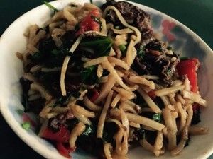 炒牛肉粿条的做法步骤 第6步