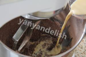 布朗尼草莓慕斯蛋糕的做法步骤 第5步