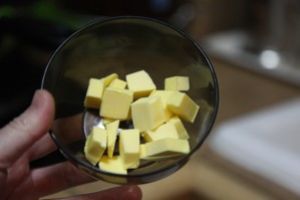 椰奶牛轧糖（消耗椰子粉的方子）的做法步骤 第2步