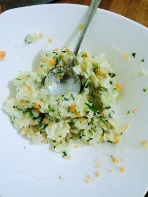 土豆米饭杂蔬饼的做法步骤 第3步