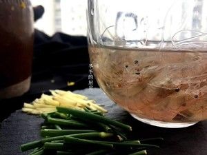 晶莹剔透-盐水白米虾的做法步骤 第2步