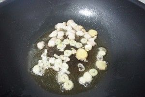 酱炒千张（豆腐皮）的做法步骤 第4步