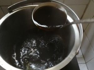 凉粉草做的凉粉的做法步骤 第4步