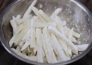 自制肯德基薯条的做法步骤 第4步