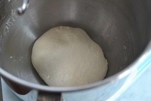 Pizza美式披萨（内附披萨皮制作）的做法步骤 第1步