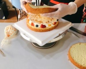 基础蛋糕底－戚风制作 详细蛋白打发过程的做法步骤 第16步