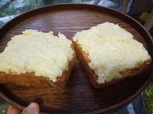 芒果／草莓卡仕达吐司的做法步骤 第2步
