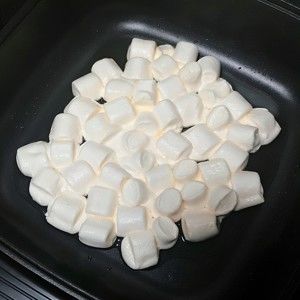 蔓越莓牛轧糖（软硬适中）的做法步骤 第3步