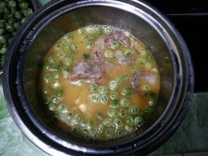豌豆系列(四)黄金翡翠芝士虾仁蛋托的做法步骤 第1步