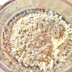 宿舍早餐-水果隔夜燕麦杯/碗的做法步骤 第1步