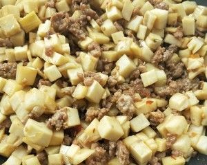 冬笋炒肉末--六月鲜酱油版的做法步骤 第13步