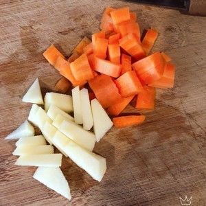 宝宝辅食 苹果胡萝卜饼🥕的做法步骤 第2步