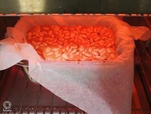 红枣蔓越莓松子蛋糕的做法步骤 第3步
