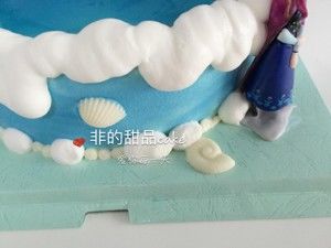 冰雪奇缘极地版蛋糕的做法步骤 第3步