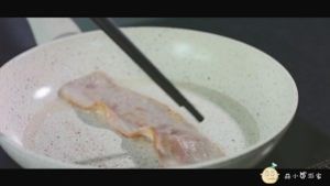 【寿司便当】带有颜值的便当jue同事哦！的做法步骤 第2步