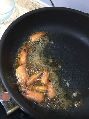 潮汕 海鲜粥 海鲜排骨生滚粥🦐🍖🔥 鲜美美的做法步骤 第4步