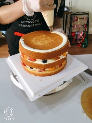 基础蛋糕底－戚风制作 详细蛋白打发过程的做法步骤 第18步