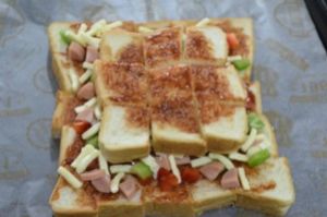 金字塔吐司披萨的做法步骤 第7步