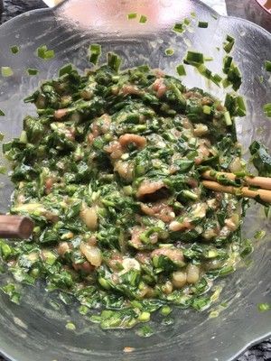 虾仁肉馅Vs韭菜和胡萝卜水饺的做法步骤 第4步