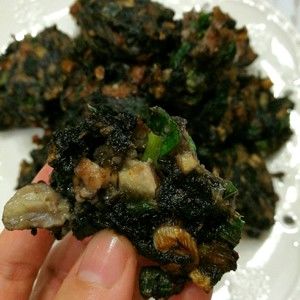 闽南小吃-炸紫菜海蛎饼的做法步骤 第5步
