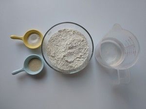 哆咪辅食之小兔子馒头_10个月宝宝辅食的做法步骤 第1步