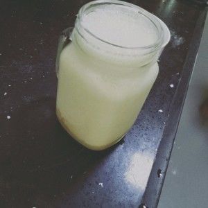 香蕉奶茶代餐奶昔的做法步骤 第4步