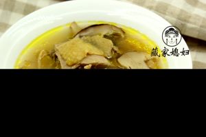 松茸炖土鸡的做法步骤 第4步