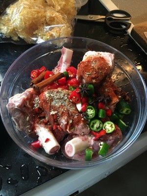 慢煮羊小腿的做法步骤 第1步