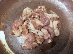 山茶油炒小黄瓜花的做法步骤 第1步