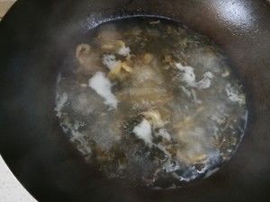 咸菜笋干年糕汤的做法步骤 第3步