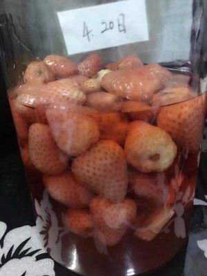 春日里的草莓酒的做法步骤 第4步