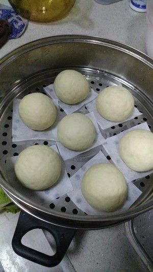 黑芝麻甜包子的做法步骤 第2步