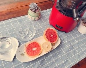 粉红西柚汽水的做法步骤 第2步