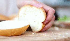 这颗会爆汁的班尼迪克蛋，营养与颜值集一身的早餐的做法步骤 第6步