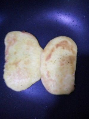 奶香玉米饼的做法步骤 第4步
