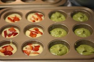 Macha Mochi Cake﹡抹茶麻糬蛋糕﹡(bonus草莓藍莓味)的做法步骤 第3步