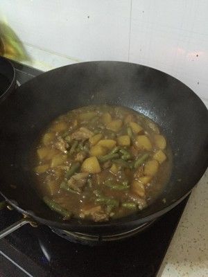 东北菜码—土豆炖豆角费饭神菜的做法步骤 第10步