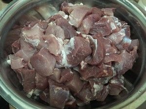 秋风起，食腊味---东莞腊肠独家配方的做法步骤 第2步