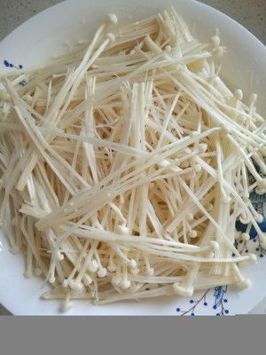蒜蓉开边虾蒸粉丝金针菇的做法步骤 第10步
