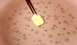 这颗会爆汁的班尼迪克蛋，营养与颜值集一身的早餐的做法步骤 第7步