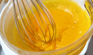 这颗会爆汁的班尼迪克蛋，营养与颜值集一身的早餐的做法步骤 第3步