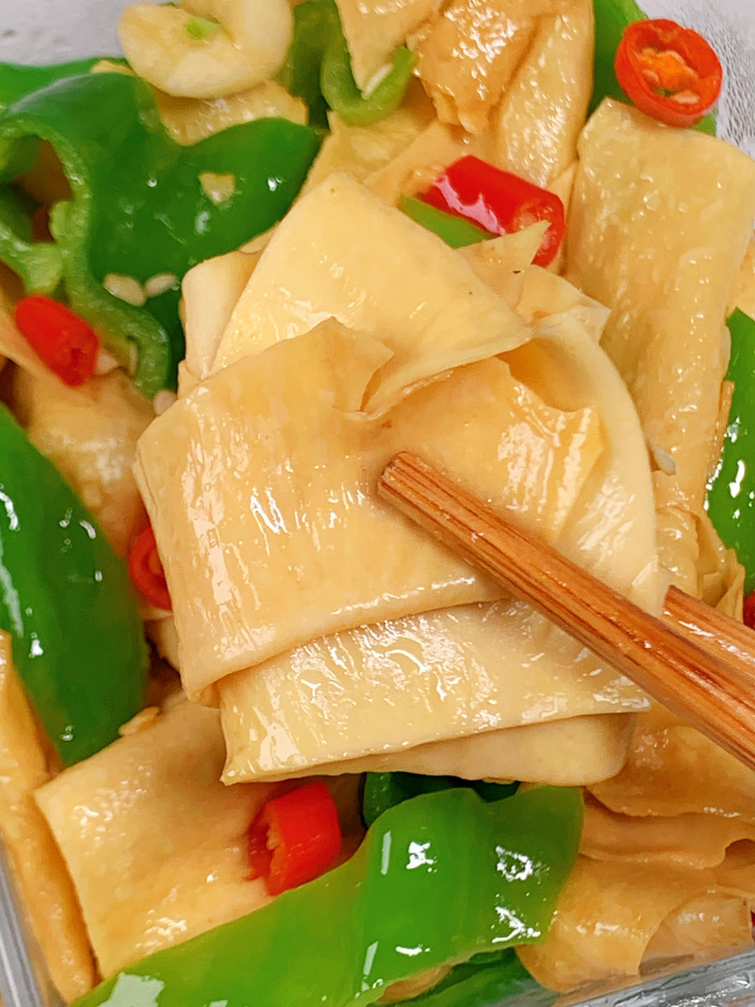 今日菜谱：清炒豆皮