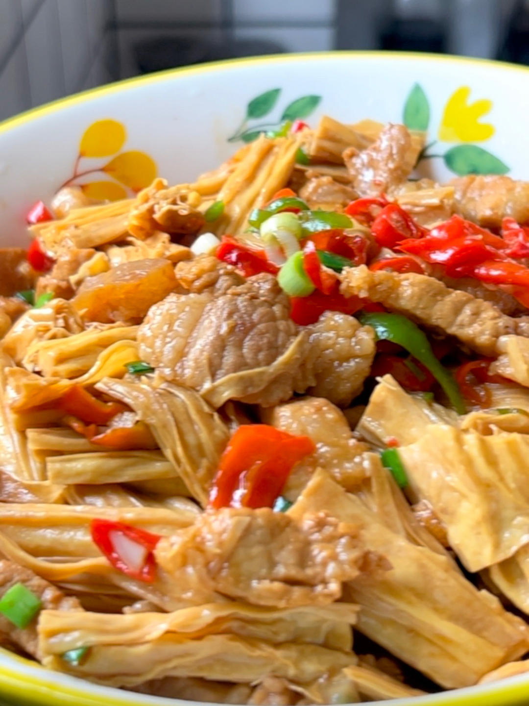 腐竹炒肉