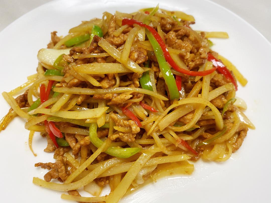 酸辣土豆肉丝——绝对最好吃！