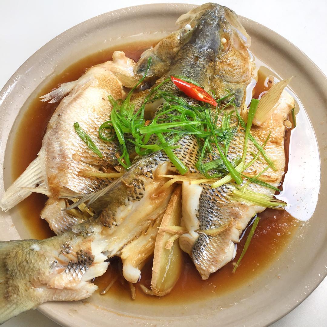 清蒸鲈鱼